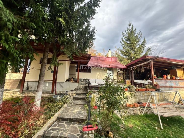 Casa moderna cu priveliste panoramica - ideala pentru investitie turistica