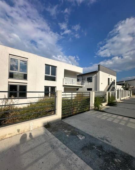 Casa situata in zona Mamaia Sat