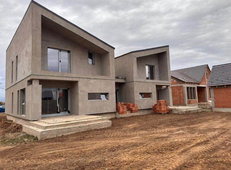 Duplex separat prin camera tehnica, Ghiroda! - 1