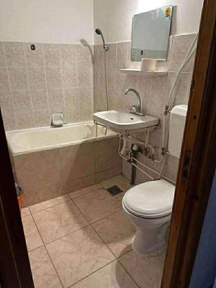 Inchiriez garsoniera - 6