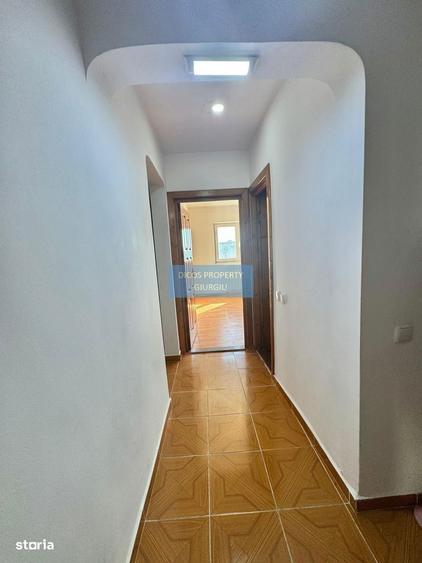 Apartament 3 camere de vanzare Decebal - 1