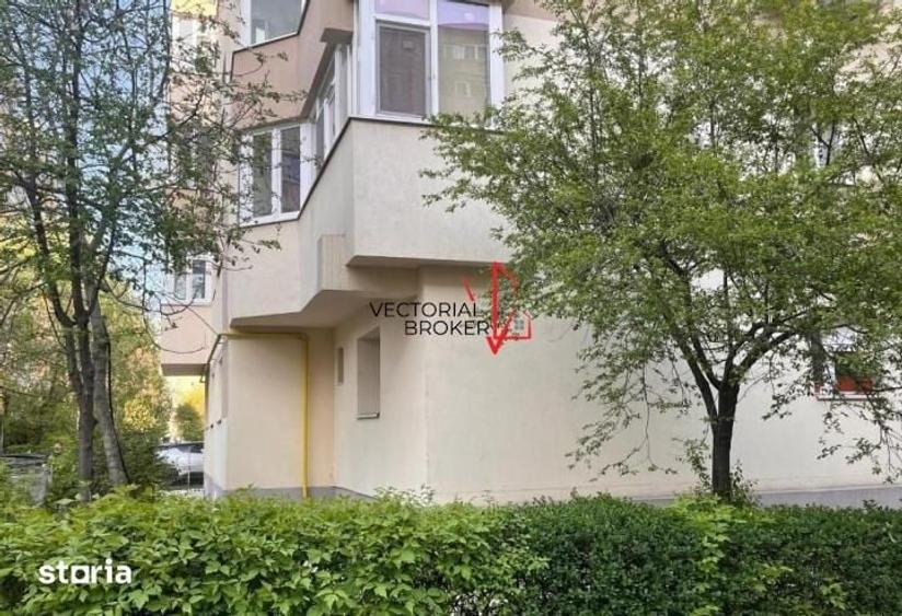 Apartament cu 4 camere decomandat în Pantelimon