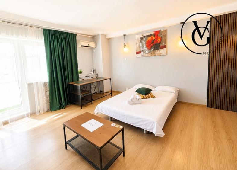 Apartament cu 2 camere decomandat, mobilat în P-ța Unirii