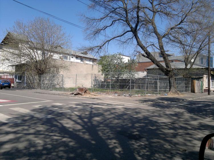 Teren 327m2 pe str. Bradesti 2-4 (anga Lizeanu , sector 2) Cu autorizatie P+3+4 retras , Gata sa incepi lucrul. - 3