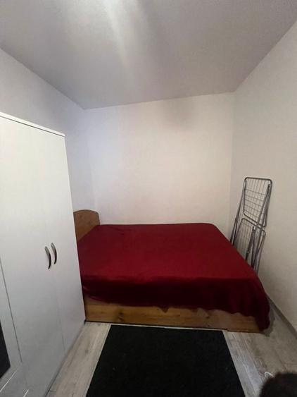 Apartament semidecomandat - 5