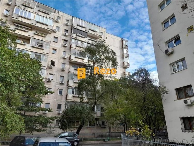 NERVA TRAIAN, TIMPURI NOI 40 MP RENOVATA MOBILATA UTILATA, BLOC 1988