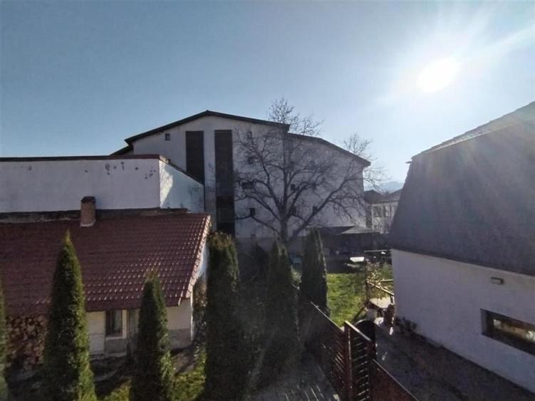 Apartament modern la curte - 21