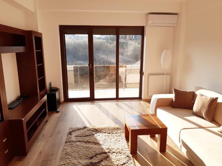 Apartament cu 2 camere,decomandat, 53 mp, zona str. Buna Ziua. - 1