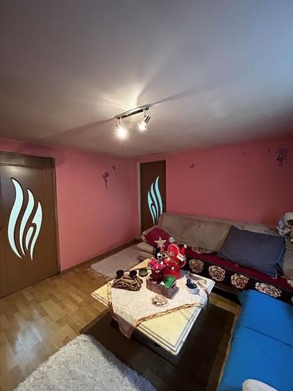 Casa 8 Camere Cu Teren 1500mp In Cermei - 30