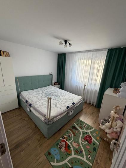 Apartament cu 2 camere decomandat în Exterior Vest