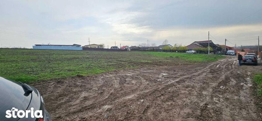 Vand Teren in Sendreni - 4