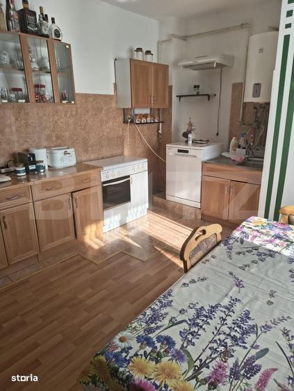 Casă cu 4 camere în Codor