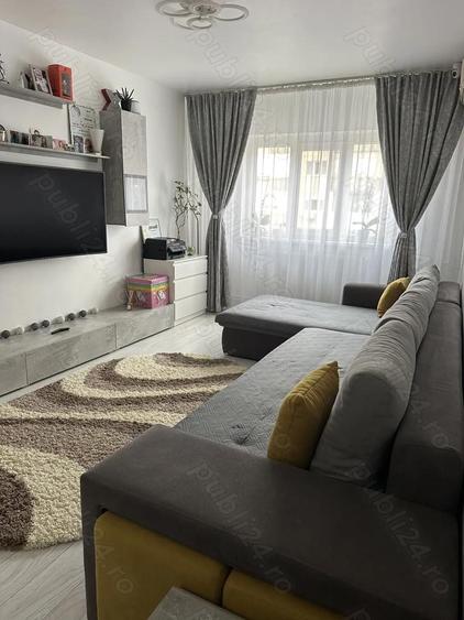 Apartament zona calea Lipovei 3 camere .Proprietar - 8