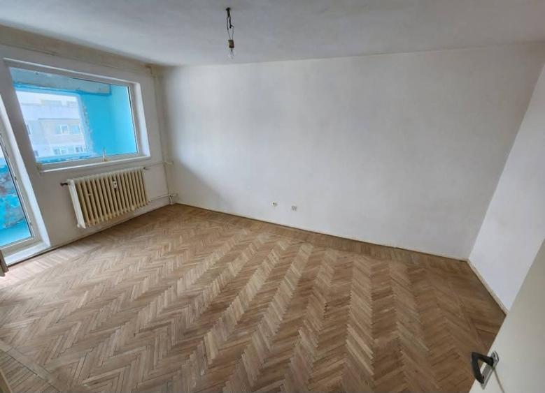 Tomis nord (Ciresica)- 2 camere decomandate 54mp, liber ,gaze la usa -83.000euro - 2