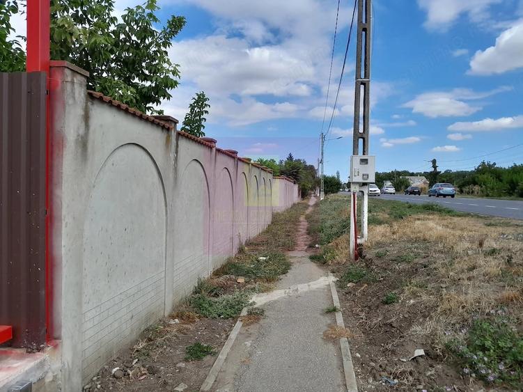 Spațiu comercial, în Movilița