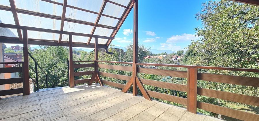 Casă individuală cu 3 camere cu Canalizare în Tărlungeni