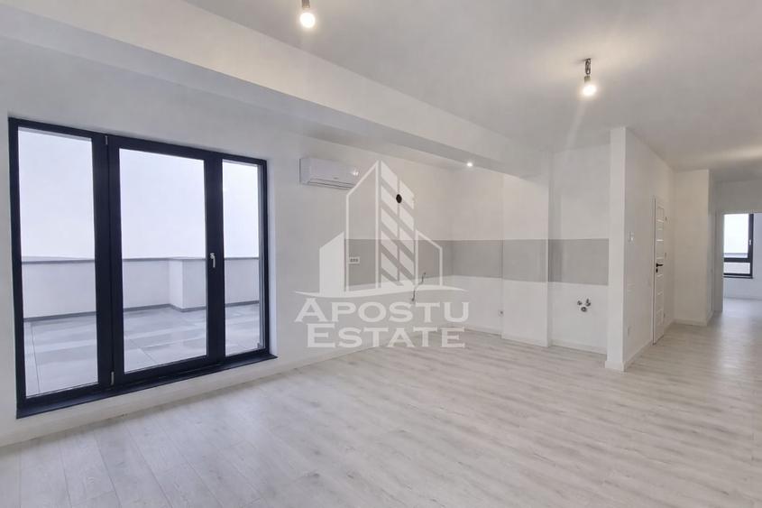 Apartament cu 2 camere decomandat în Torontalului