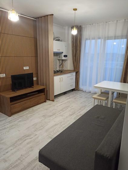 Apartament cu 2 camere semidecomandat în Militari