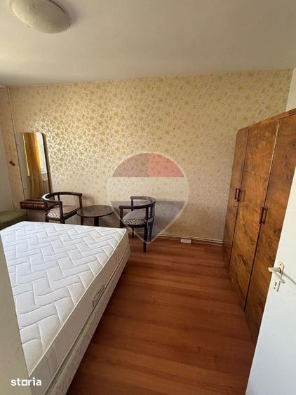 Apartament de inchiriat, 4 camere, in Mana?tur - 8