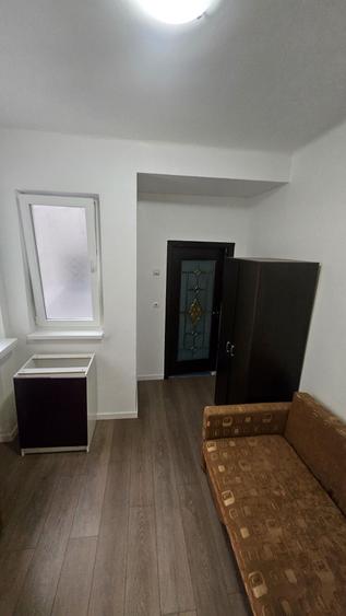 Apartament cu 2 camere nedecomandat în Dumbrăvești