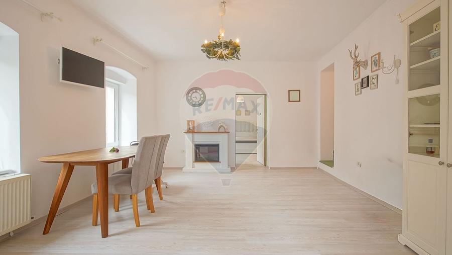Apartament 3 camere cochet, renovat,  Centrul Istoric - 1