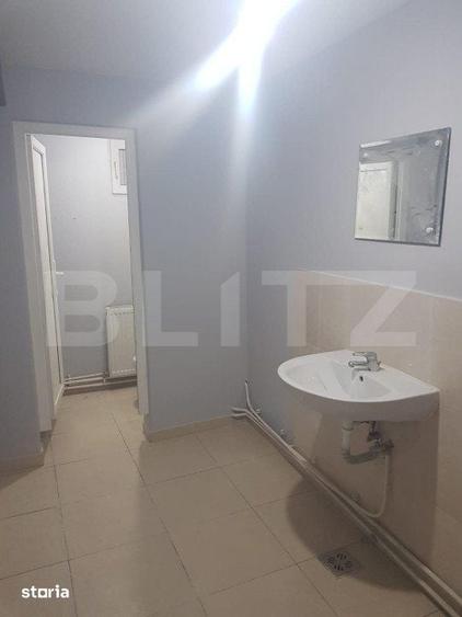 Spațiu comercial, de 680 mp, în Burdujeni