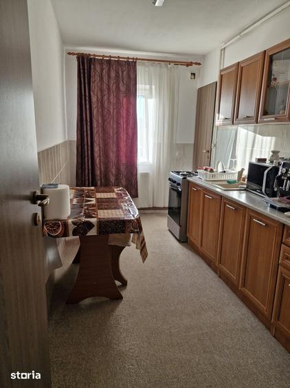 Apartament cu 3 camere în IAR