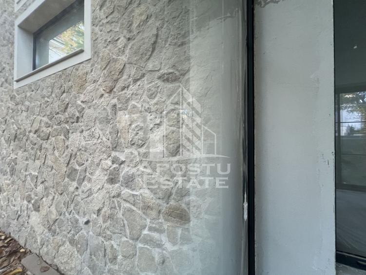 Casă individuală cu 5 camere cu Canalizare în Olimpia-Stadion