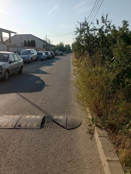 Spațiu comercial, în Dragomirești-Deal