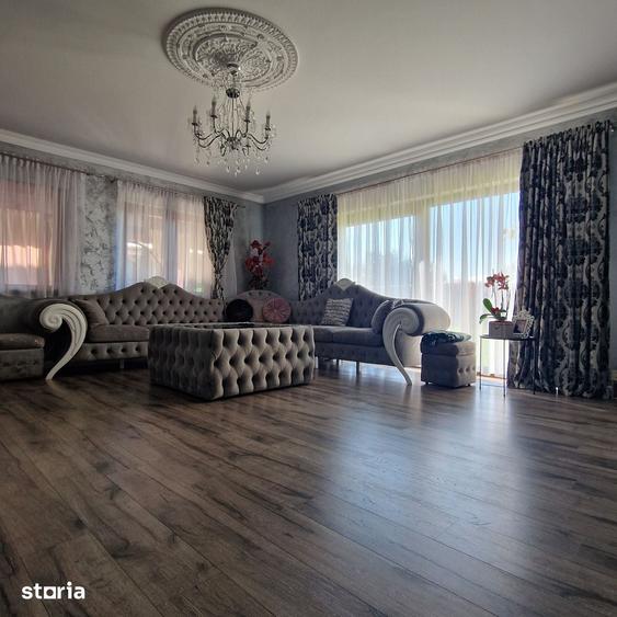 Casă cu 4 camere cu Teren 1458 Mp în Aradul Nou