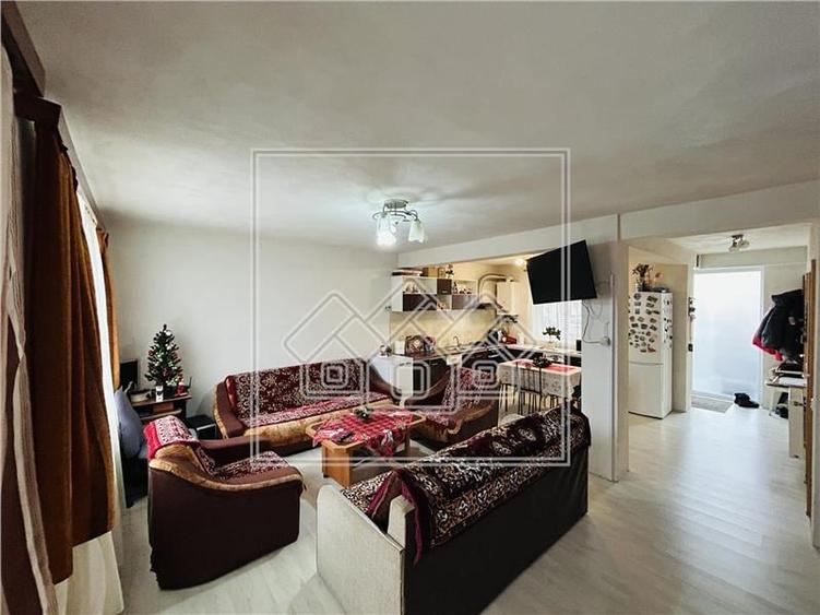 Duplex cu 3 camere cu Teren 136 Mp în Arhitecților - Calea Cisnădiei