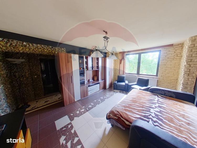 Apartament cu 2 camere semidecomandat în Vest