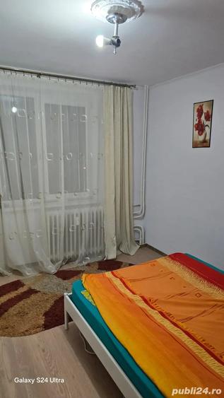 Apartament cu 3 camere semidecomandat, mobilat în Drumul Taberei