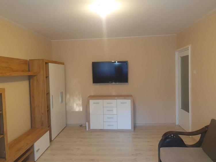 Apartament cu 2 camere decomandat în Sebastian