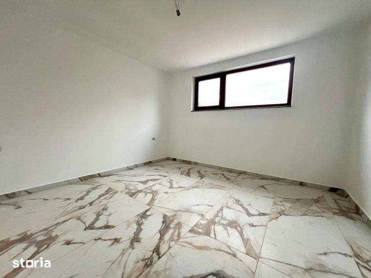 Casă cu 6 camere cu Teren 500 Mp în Miroslava