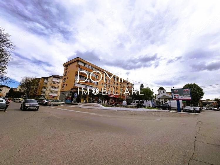 Spațiu comercial, de 430 mp, în 9 Mai