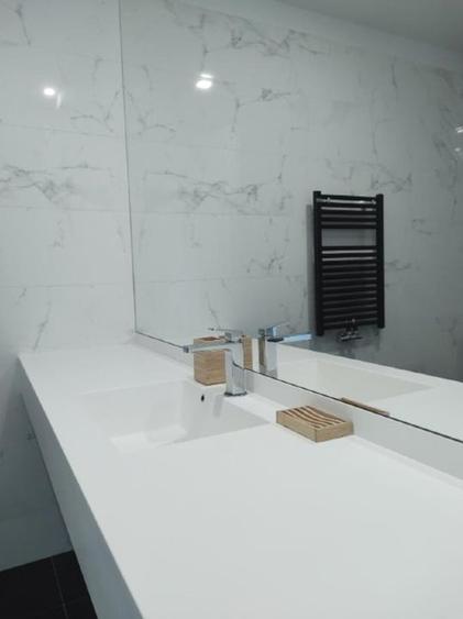 Apartament cu 3 camere decomandat, mobilat în Floreasca