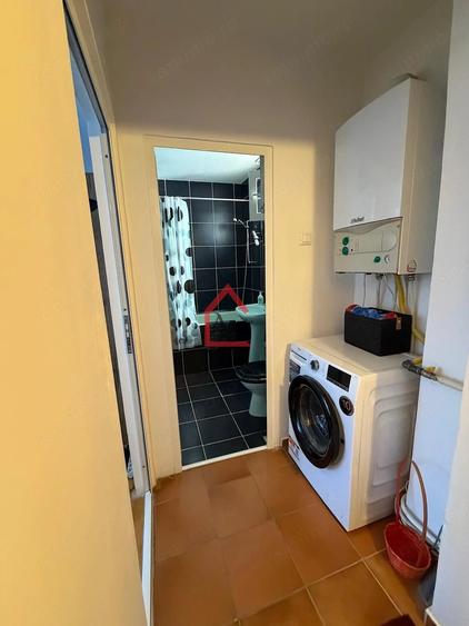 Apartament cu 3 camere decomandat în Filiași