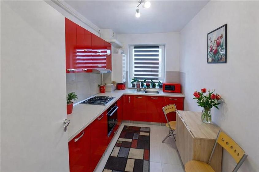 Apartament cu 2 camere decomandat în Avantgarden