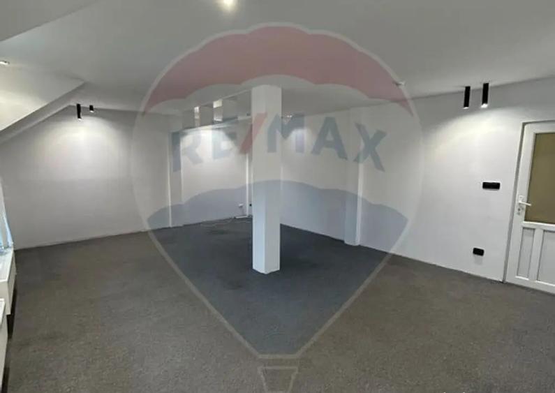 Birou 35 de mp utili langa Carrefour - 8