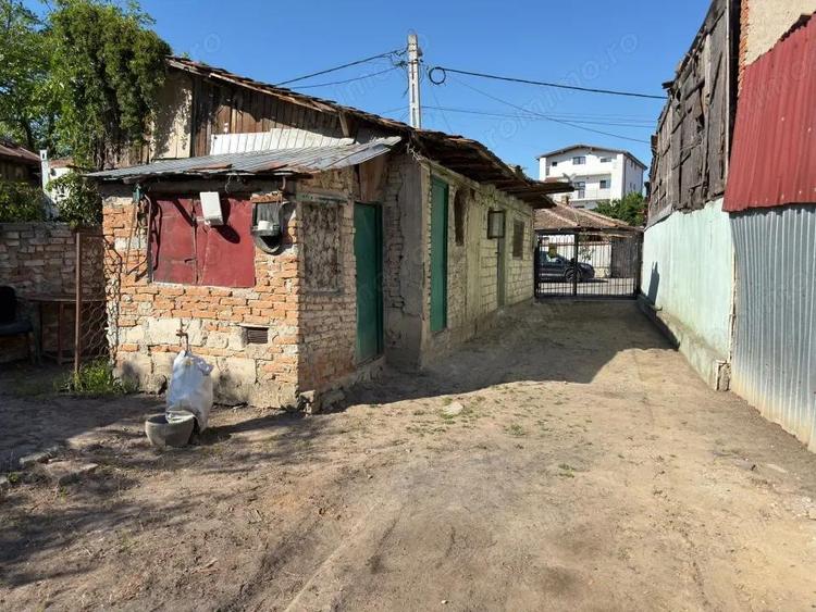 Casa renovabila + teren 277 mp in zona centrala ?i lini?tita - 2
