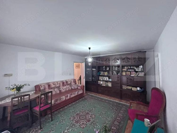 Apartament 3 camere-Zona 9 Mai - 1