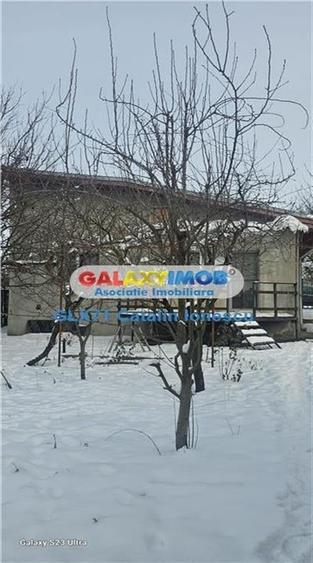 vanzare casa pe lac Frumusani - 14