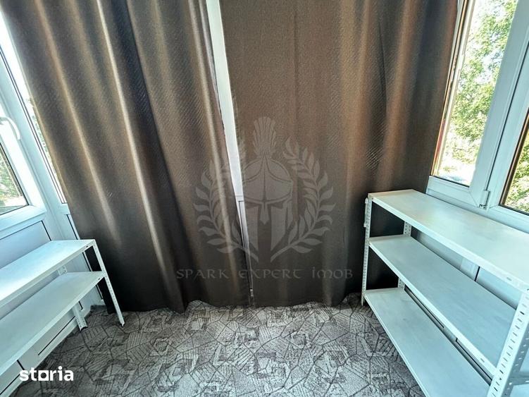 Apartament cu 4 camere decomandat, mobilat în Malu Roșu