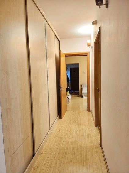 Apartament 4 camere cartier Craiovei - 1