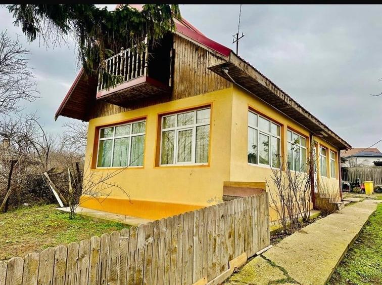 Vanzare  Casa Petrechioaia - 2