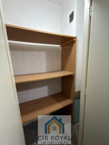 Spatiu comercial Pantelimon,vis a vis de piata Delfinului,Aleea Dobrina 4 - 20