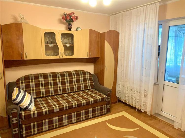 RECO Apartament 3 camere de inchiriat , 66 mp, parter, Bulevardul Decebal aproap - 5