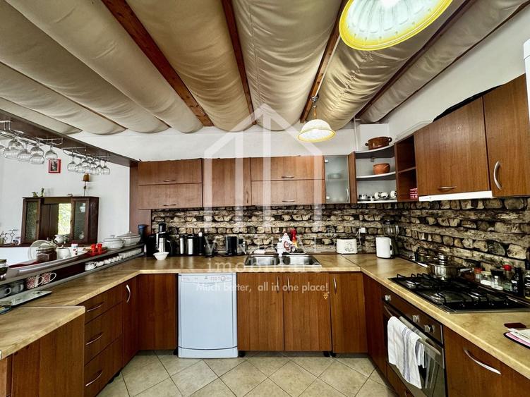 Casa individuala cu 7 camere, 333mp utili, 880mp teren, Sura Mica - 8