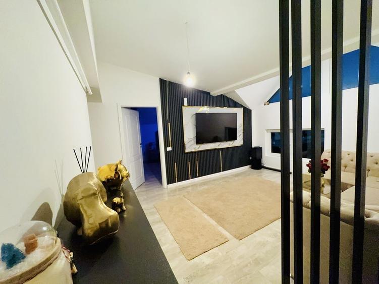 Apartament 3 camere complet utilat str.Diamantului - 8